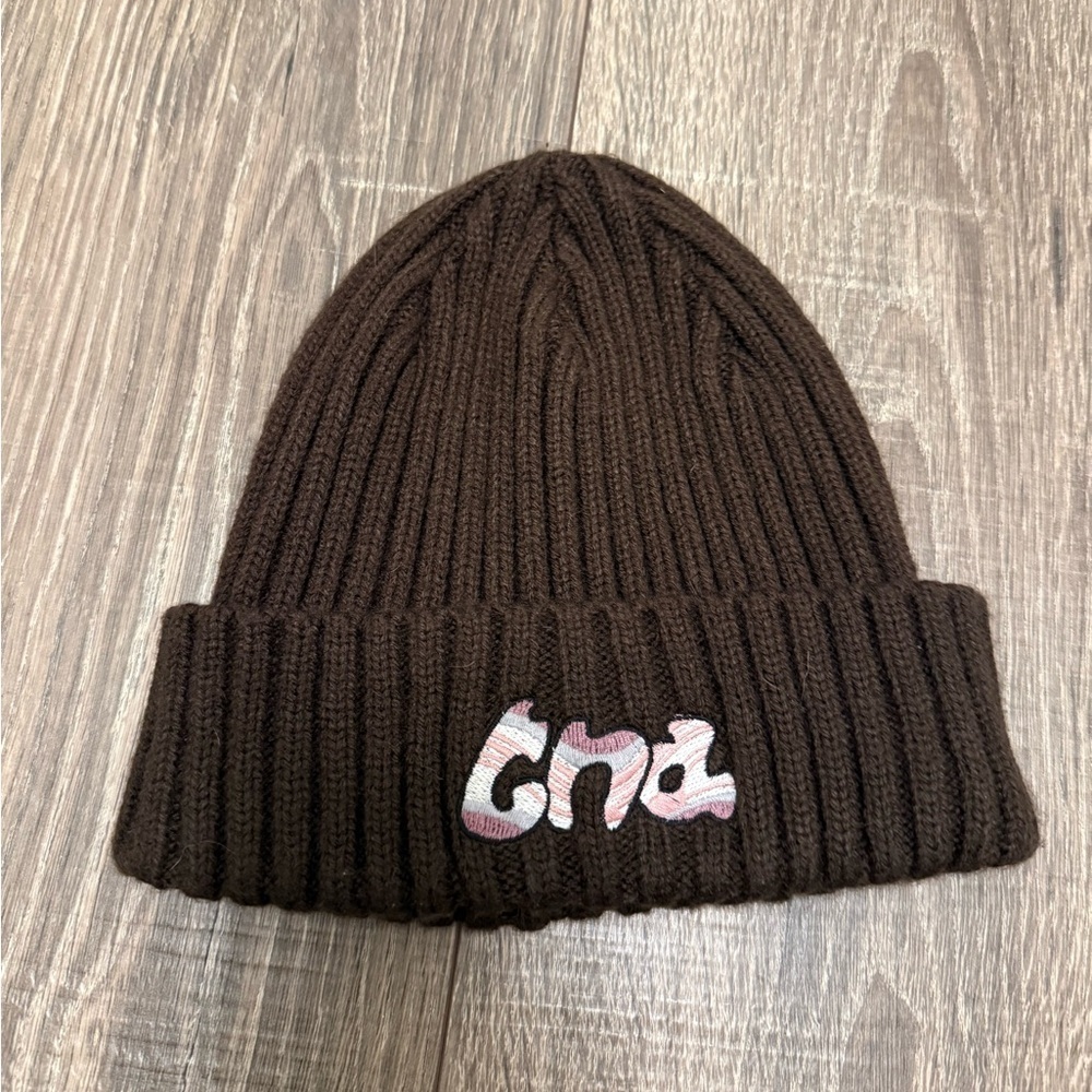 Aritzia TNA Women’s Brown Graffiti Beanie Hat